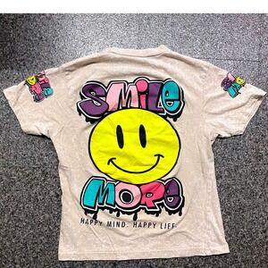 ON FIRE Kids Graphic T Shirt Size M Smile More Happy Mind Happy‎ Life Beige